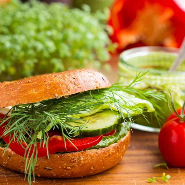 Tasty vegan wholemeal burger — Stock Photo, Image
