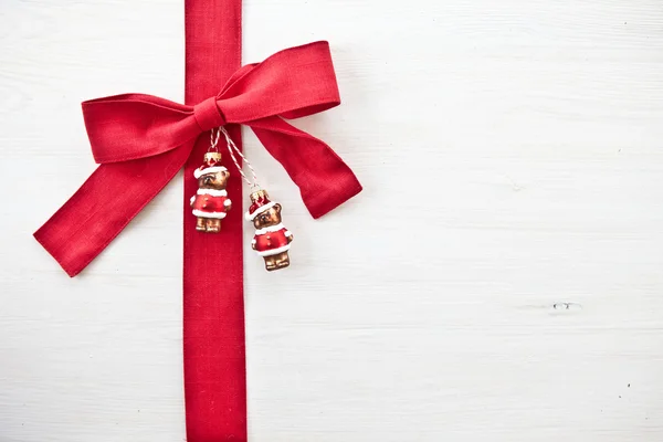 Sfondo decorativo con ornamenti natalizi — Foto Stock
