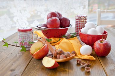 meyve ile pişirme için malzemeler