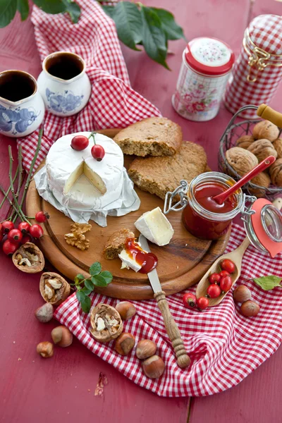 Bread, cheese and marmelade — Stock Photo, Image