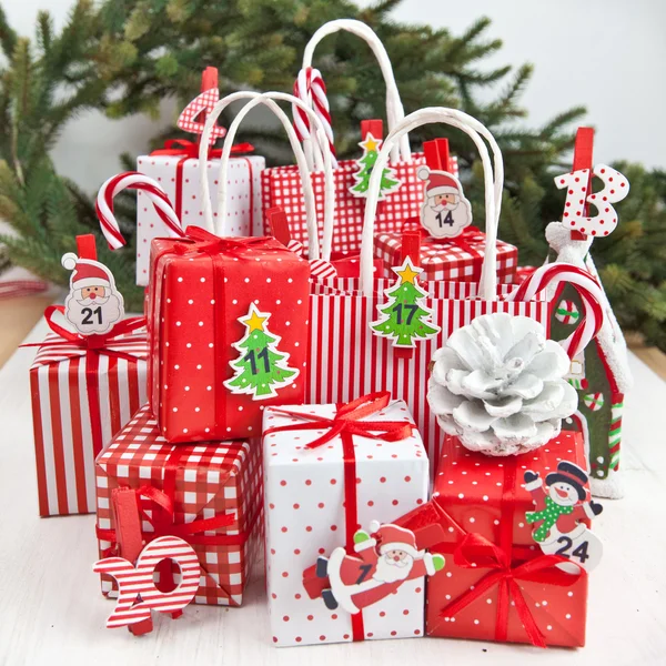 Kleine Geschenke für Weihnachten — Stockfoto