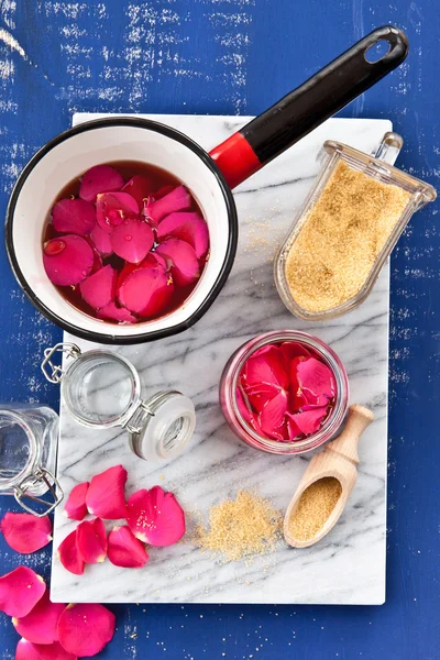 Gelatina di rose fatta in casa — Foto Stock
