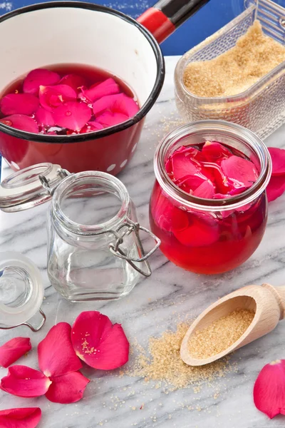 Gelatina di rose fatta in casa — Foto Stock