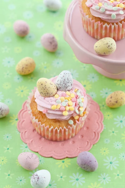 Yeşil küçük cupcake — Stok fotoğraf