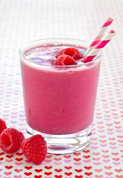 Smoothie with fresh raspberry — Stock Photo, Image