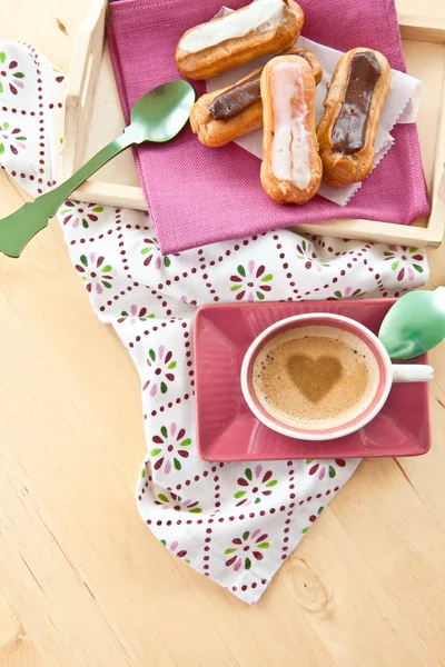 Café y pastelitos — Foto de Stock
