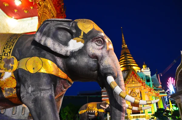 Elefant i templet, religiös symbol — Stockfoto