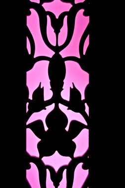 pembe siluet desen