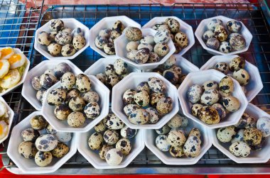 Bıldırcın yumurta Tayland satış.