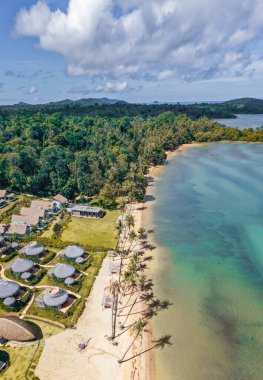 Koh Mak tropikal adası, cennet plajı ve tatil köyü, Koh Chang, Trat, Tayland yakınlarında.