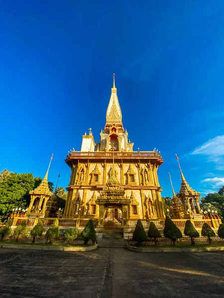 泰国普吉的Wat Chalong寺 — 图库照片