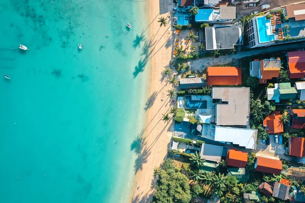 Playa de Aoyon en el este de la isla de Phuket, en Tailandia — Foto de Stock
