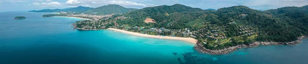 Aerial view of Kata and Kata Noi beach in Phuket province, in Thailand — Stockfoto