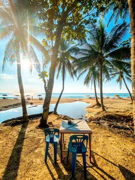 Tayland 'ın Phuket bölgesindeki Surin plajının hava görüntüsü — Stok fotoğraf