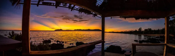 Coucher de soleil Koh Mak, près de koh Chang à Trat, Thaïlande — Photo