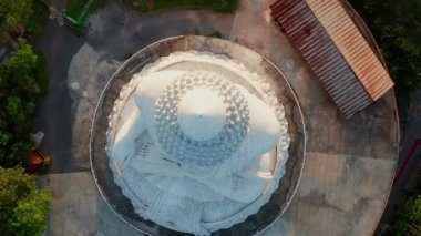 Tayland 'ın Phuket ilindeki Büyük Buda' nın günbatımına bakış açısı