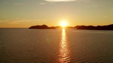Koh Mak gün batımı, Trat, Tayland 'da Koh Chang yakınlarında.