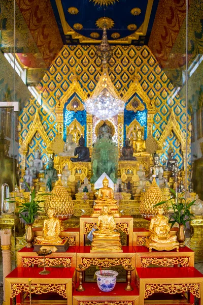 Wat Luang Pho Sot Thammakayaram em Ratchaburi, Tailândia — Fotografia de Stock