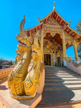 Wat Phrathat Doi Kham, Buddha pagoda and golden chedi in Chiang Mai, Tayland