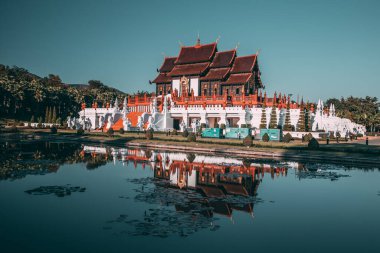 Kraliyet Parkı Rajapruek, Botanik bahçesi ve Chiang Mai, Tayland 'daki pavyon.