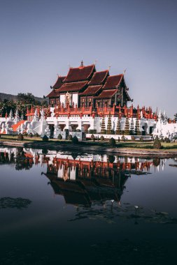 Kraliyet Parkı Rajapruek, Botanik bahçesi ve Chiang Mai, Tayland 'daki pavyon.