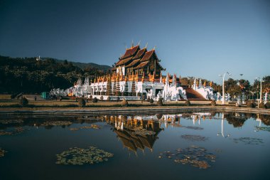 Kraliyet Parkı Rajapruek, Botanik bahçesi ve Chiang Mai, Tayland 'daki pavyon.