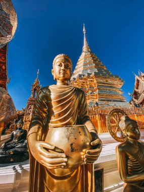  Chiang Mai, Tayland 'daki Wat Phra Doi Suthep tapınağının havadan görünüşü