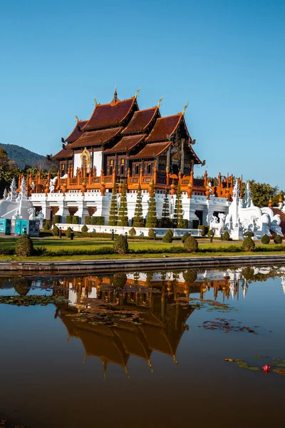 Kraliyet Parkı Rajapruek, Botanik bahçesi ve Chiang Mai, Tayland 'daki pavyon.
