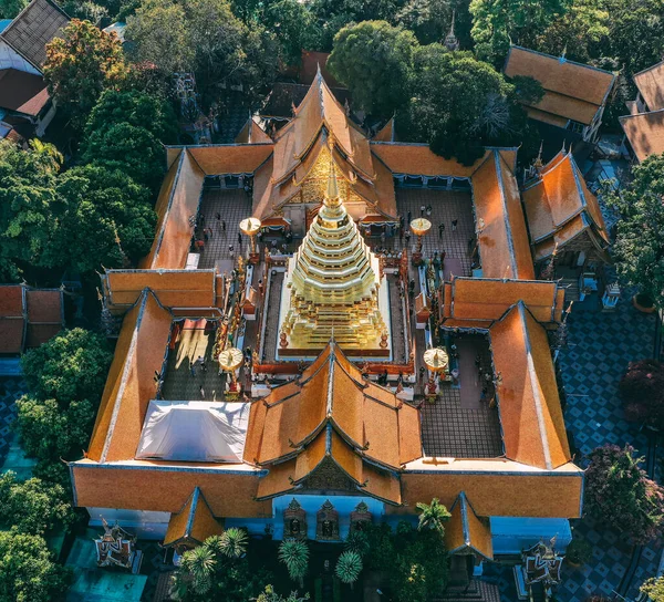 Letecký pohled na Wat Phra That Doi Suthep chrám v Chiang Mai, Thajsko — Stock fotografie