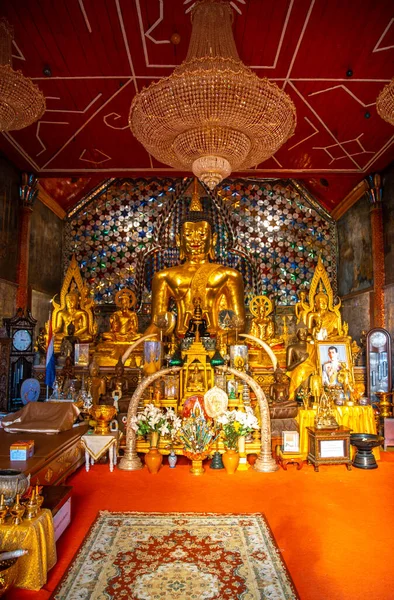 Luftaufnahme des Wat Phra That Doi Suthep Tempels in Chiang Mai, Thailand — Stockfoto