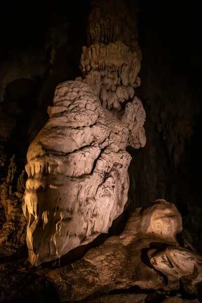 Tham Lod Cave bij Pai, in Mae Hong Son, Thailand — Stockfoto
