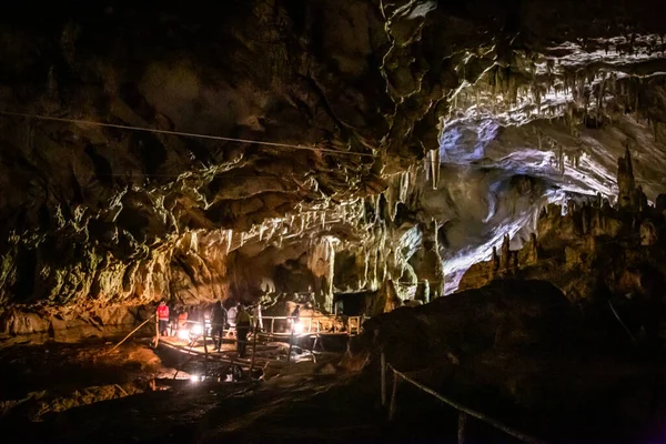 Cueva de Tham Lod cerca de Pai, en Mae Hong Son, Tailandia —  Fotos de Stock