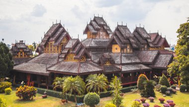 Phayao, Tayland 'da Wat Nantaram