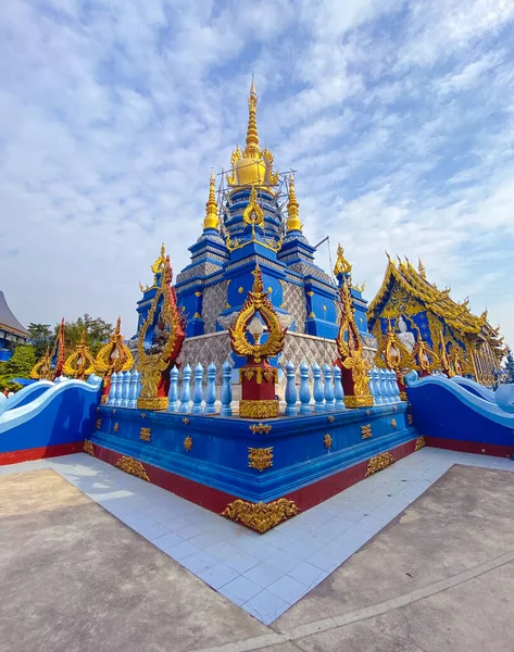 Wat Rong Suea Ten, the Blue Temple, in Chiang Rai, Thailand — Zdjęcie stockowe