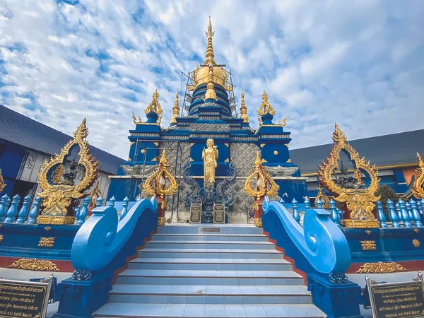 Wat Rong Suea Ten, the Blue Temple, in Chiang Rai, Thailand — стоковое фото