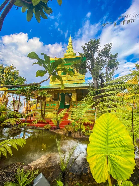 Wat Saeng Kaeo Phothiyan temple in Chiang Rai, Thailand — Stok fotoğraf