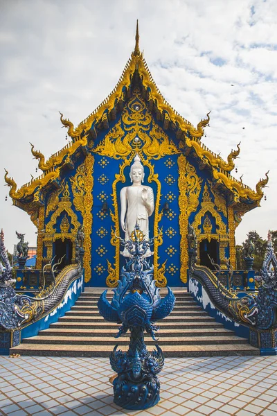 Wat Rong Suea 10, Mavi Tapınak, Chiang Rai, Tayland