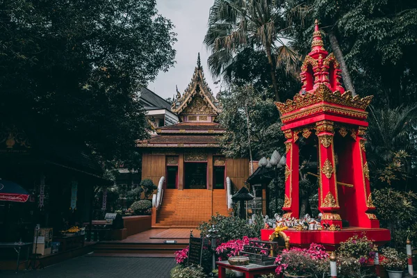 Храм Ват Пхра Каев в Чианграе, Таиланд — стоковое фото