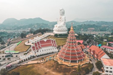 Beyaz Buda Wat Huay Pla Kang Tapınağı, Chiang Rai, Tayland