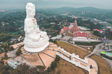 Beyaz Buda Wat Huay Pla Kang Tapınağı, Chiang Rai, Tayland