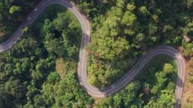 Doi Phu Langka kıvrımlı yolu, Nan ili, Tayland 'ın Pua ilçesine bağlı.