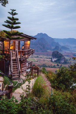 Doi Phu Lang Ka sihirli dağ Phayao, Tayland