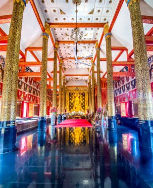 Phrae, Tayland 'daki Phat Phrae, Suthon Mongkhon Khiri tapınağı kompleksi