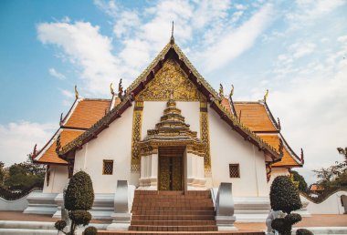 Wat Phumin tapınağı ve onun Nan şehrindeki duvar resmi, Tayland