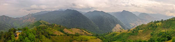 Phu Kha Viewpoint 1715 in the mountain valley of Nan province, Thailand — Stock Photo, Image