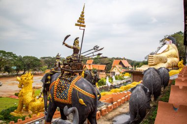 Phrae, Tayland 'daki Phat Phrae, Suthon Mongkhon Khiri tapınağı kompleksi