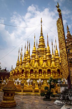 Phrae, Tayland 'daki Phat Phrae, Suthon Mongkhon Khiri tapınağı kompleksi