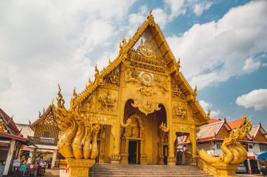 Nan ilindeki Wat Sri Panthon altın tapınağı, Tayland