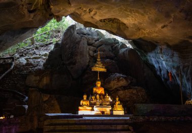 Tham Pha Nang Khoi mağarası Phraestate, Tayland