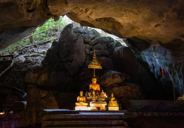 Tham Pha Nang Khoi mağarası Phraestate, Tayland